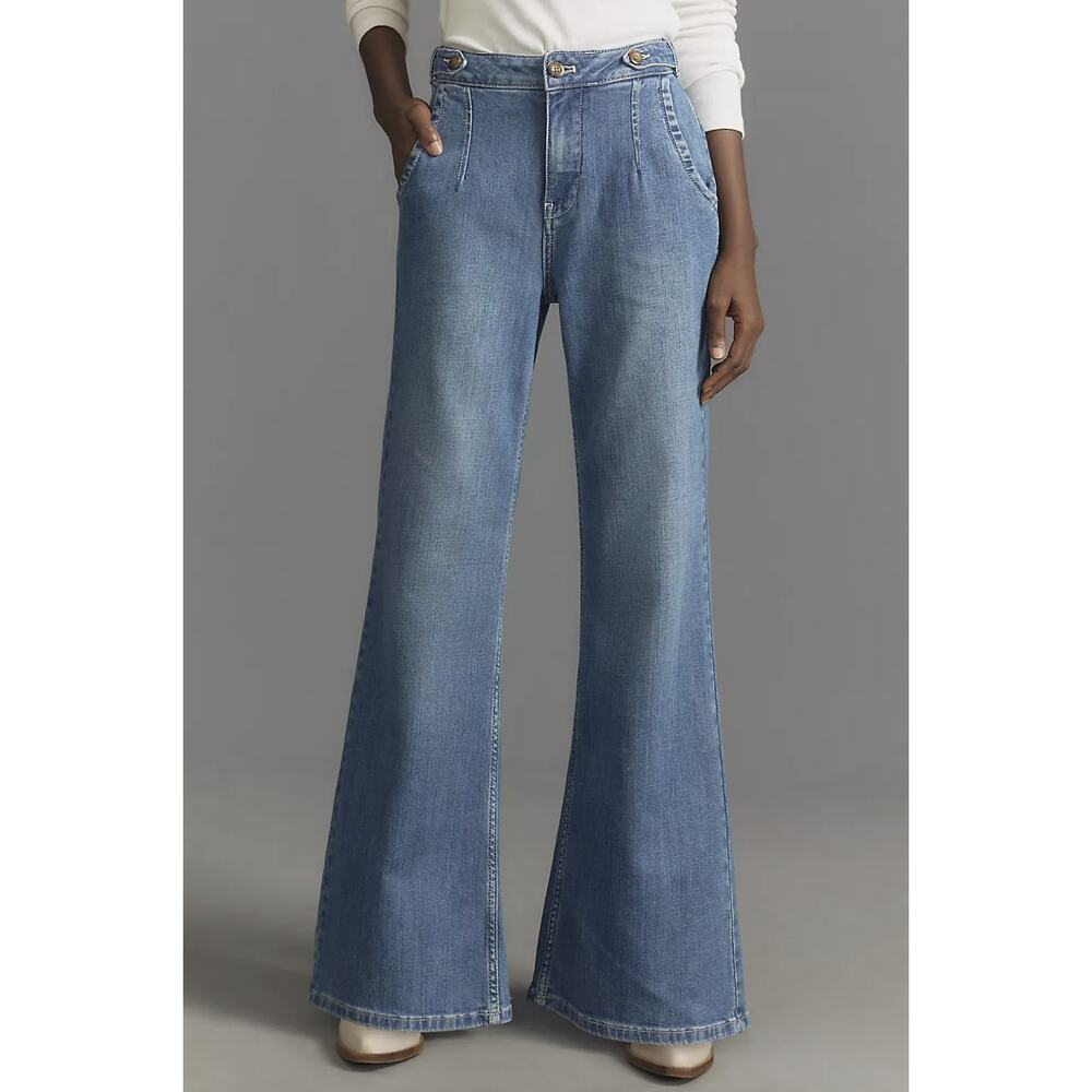 Pilcro Anthropologie Tower Flare Mid-Rise Jeans Denim Med Size 26 Retro Chic